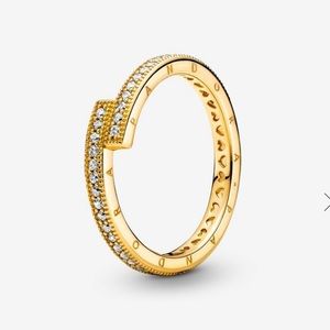Pandora overlapping ring